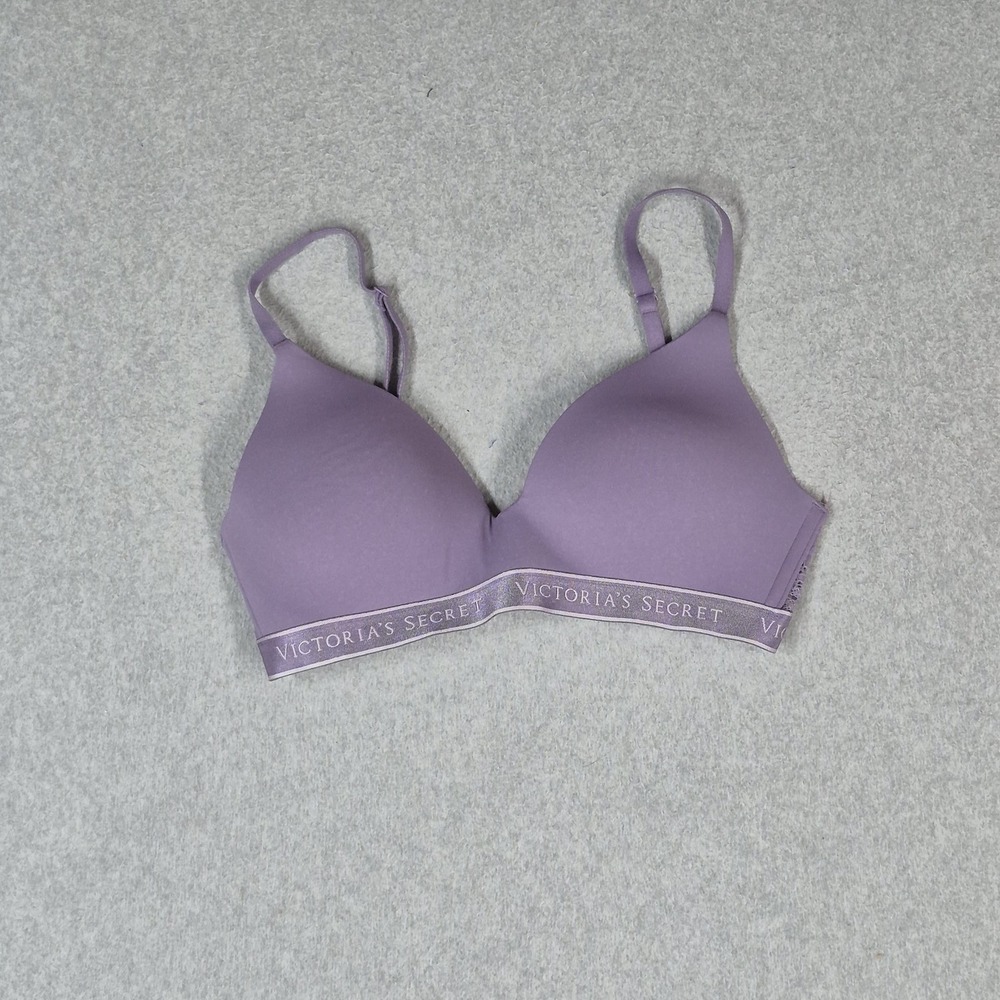Victoria's Secret Women Bra 32C Purple T Shirt Wireless Lace Logo READ